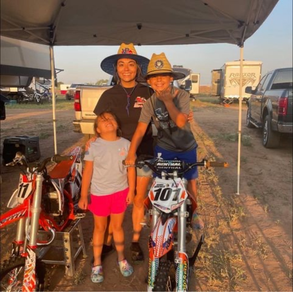 Meet your Posher, Courtney